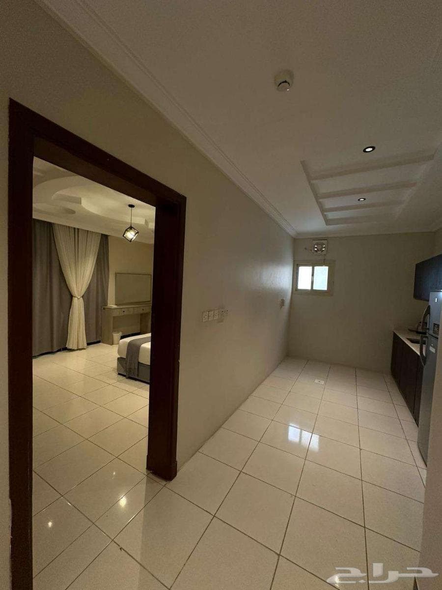 شقة 120 غرف في الربوة 8