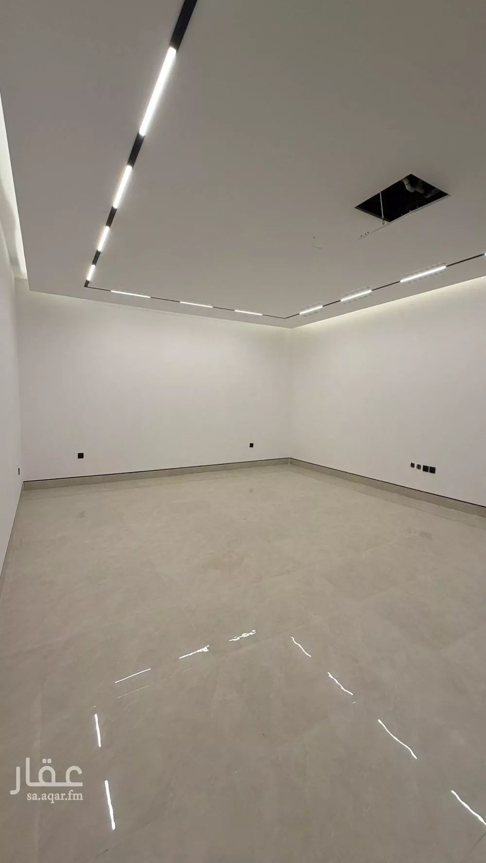 فيلا 6 غرف في المهدية 12