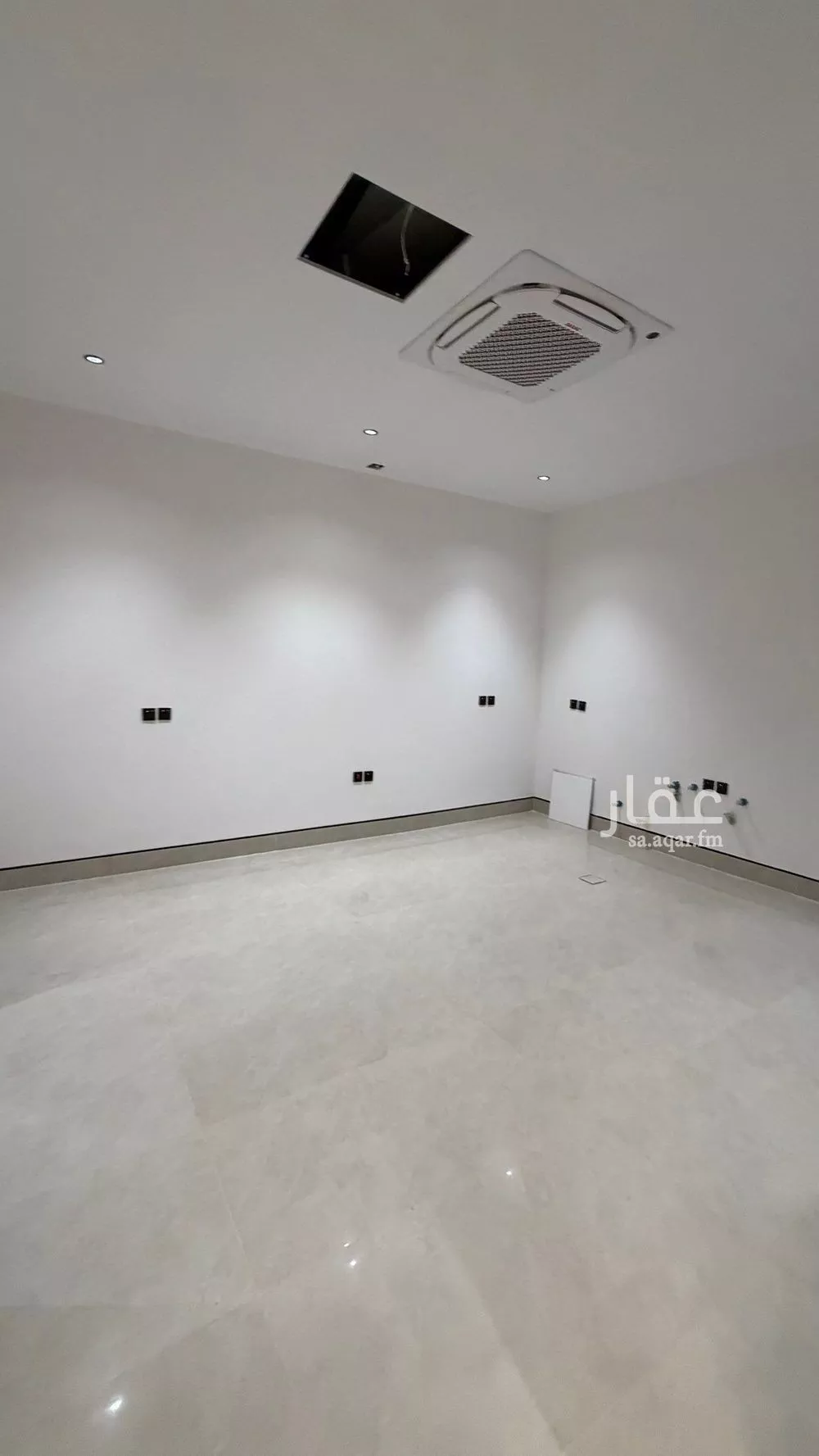 فيلا 6 غرف في المهدية 10