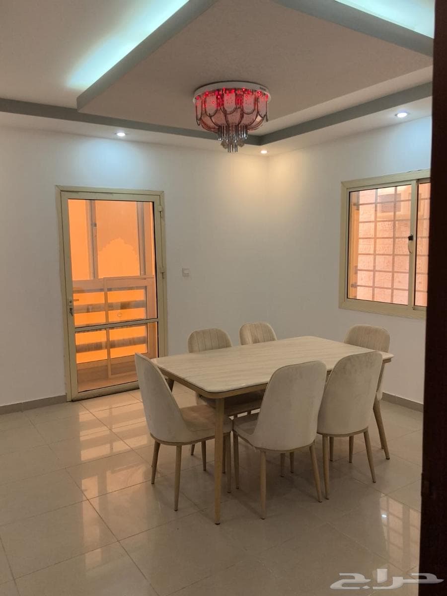 شقة 6 غرف في المروة 5