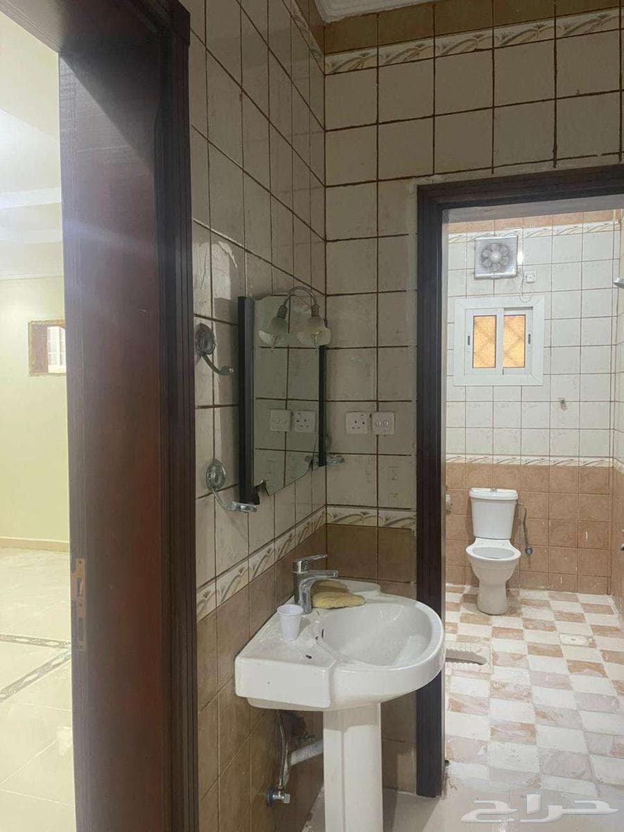 شقة 5 غرف في الصالحية 2