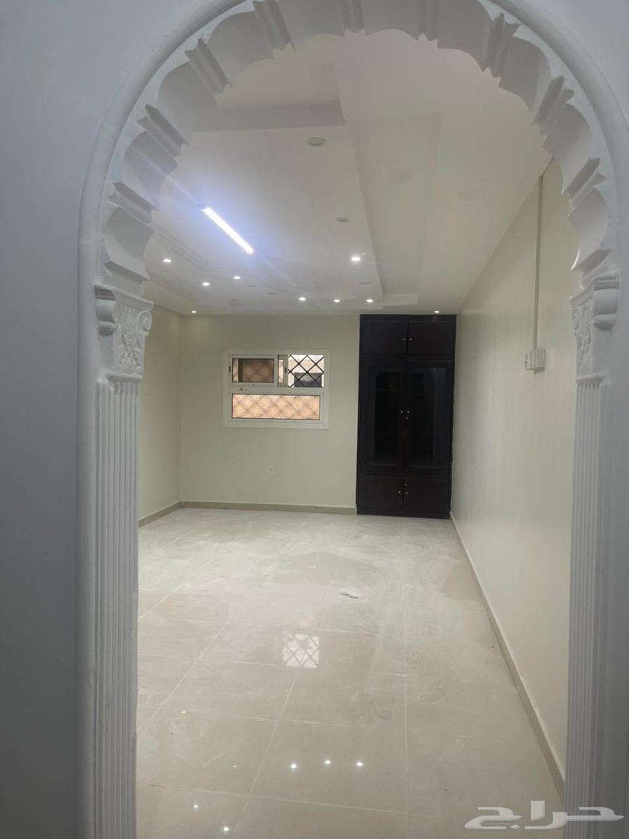 شقة 5 غرف في الصالحية 11