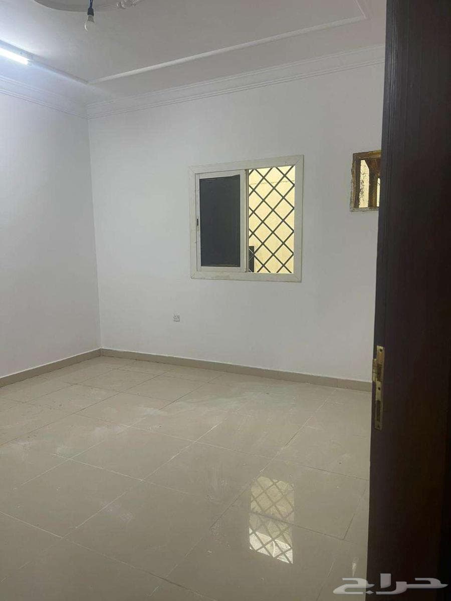 شقة 5 غرف في الصالحية 10