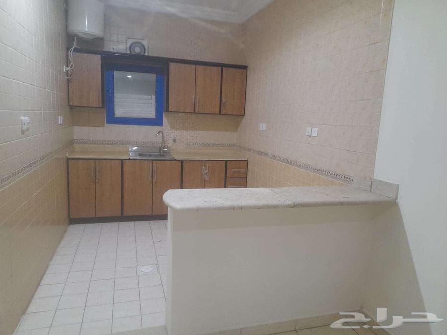 شقة 2 غرف في الصفا 4