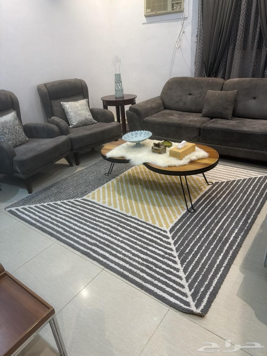 شقة 4 غرف في الصفا 8