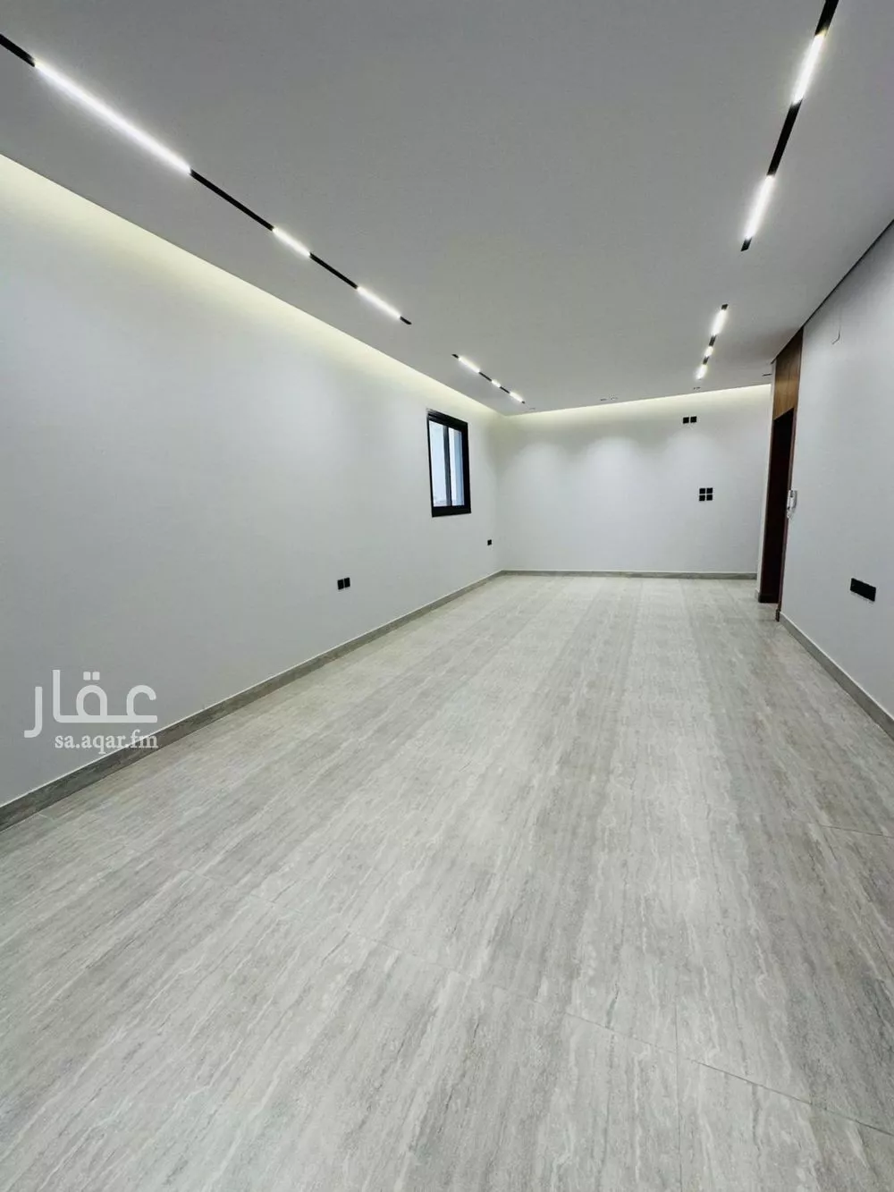 شقة 3 غرف في الخليج 8