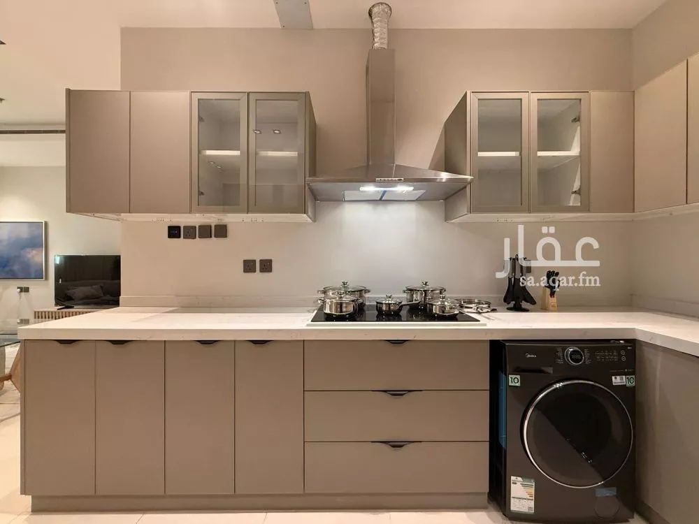 شقة 3 غرف في العقيق 5