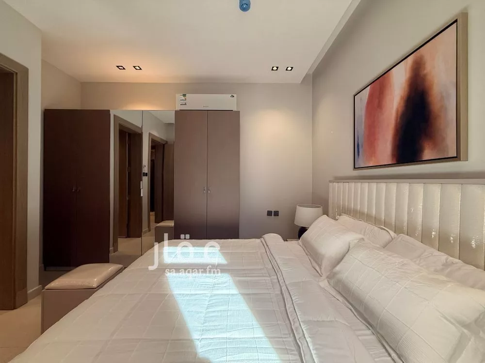 شقة 3 غرف في العقيق 9