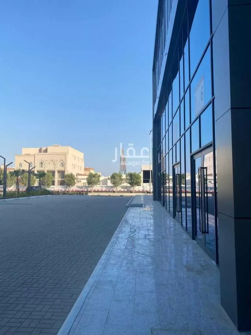 عمارة 3000 م² في اللؤلؤ 7