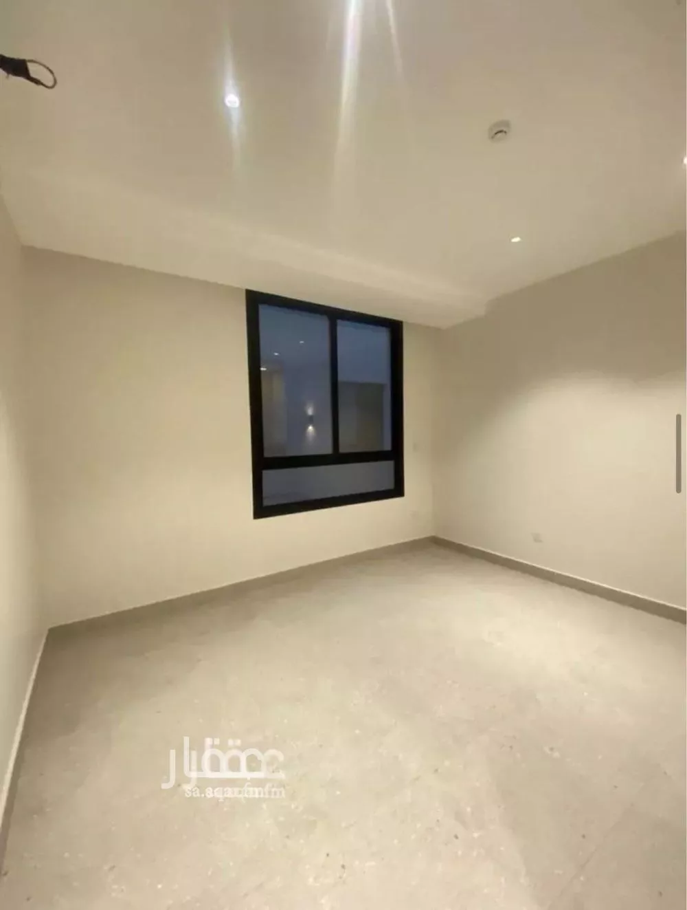 فيلا 3 غرف في العارض 12