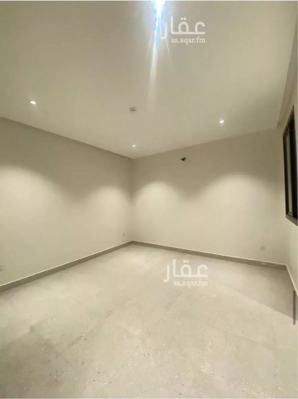 فيلا 3 غرف في العارض 14