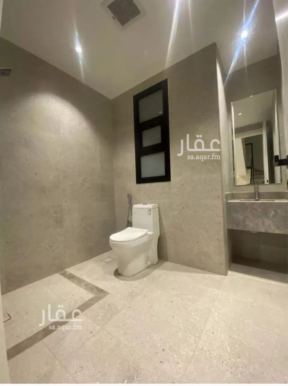 فيلا 3 غرف في العارض 15