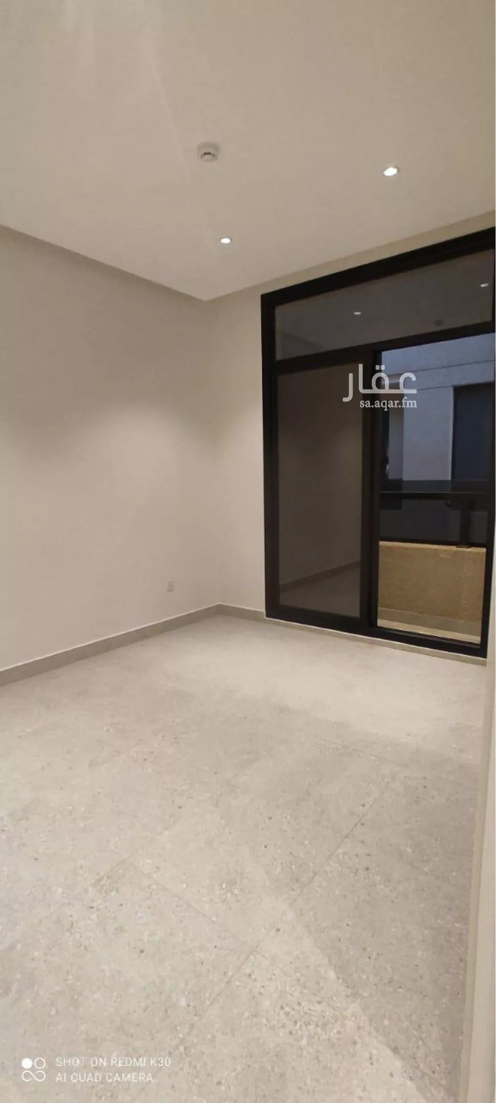 فيلا 3 غرف في العارض 8