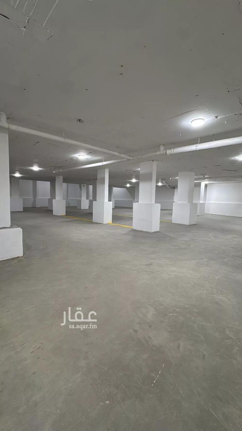 شقة 1 غرف في الملقا 12