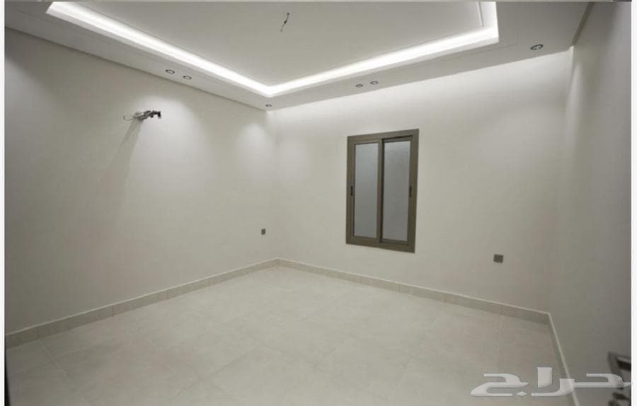 شقة 5 غرف في الريان 3