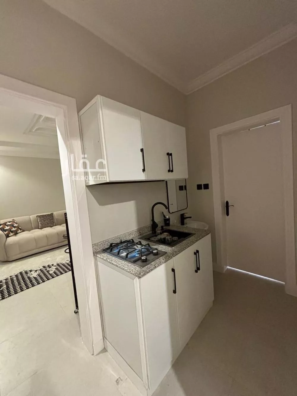 شقة 1 غرف في التعاون 6