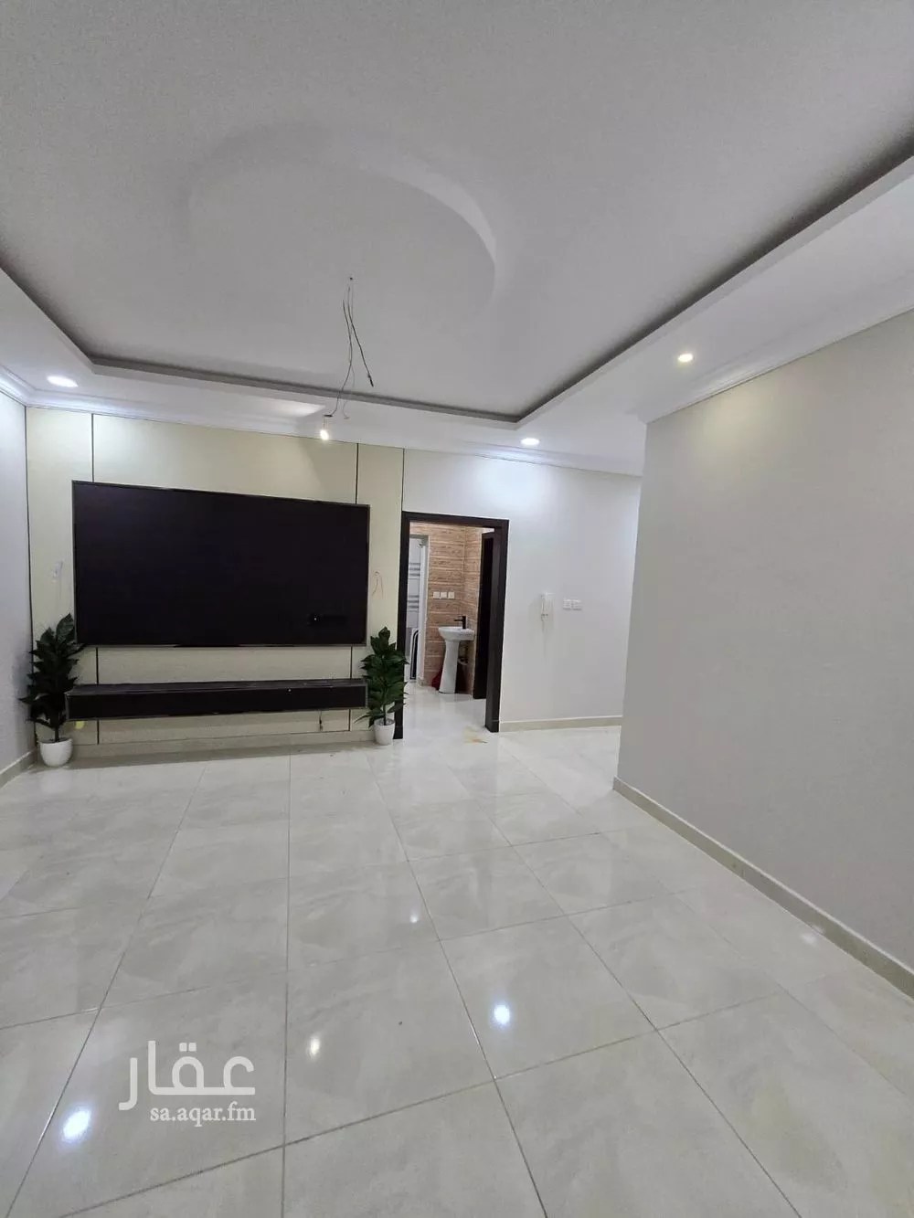 5 bedroom apartment in Dahiat King Fahd 10