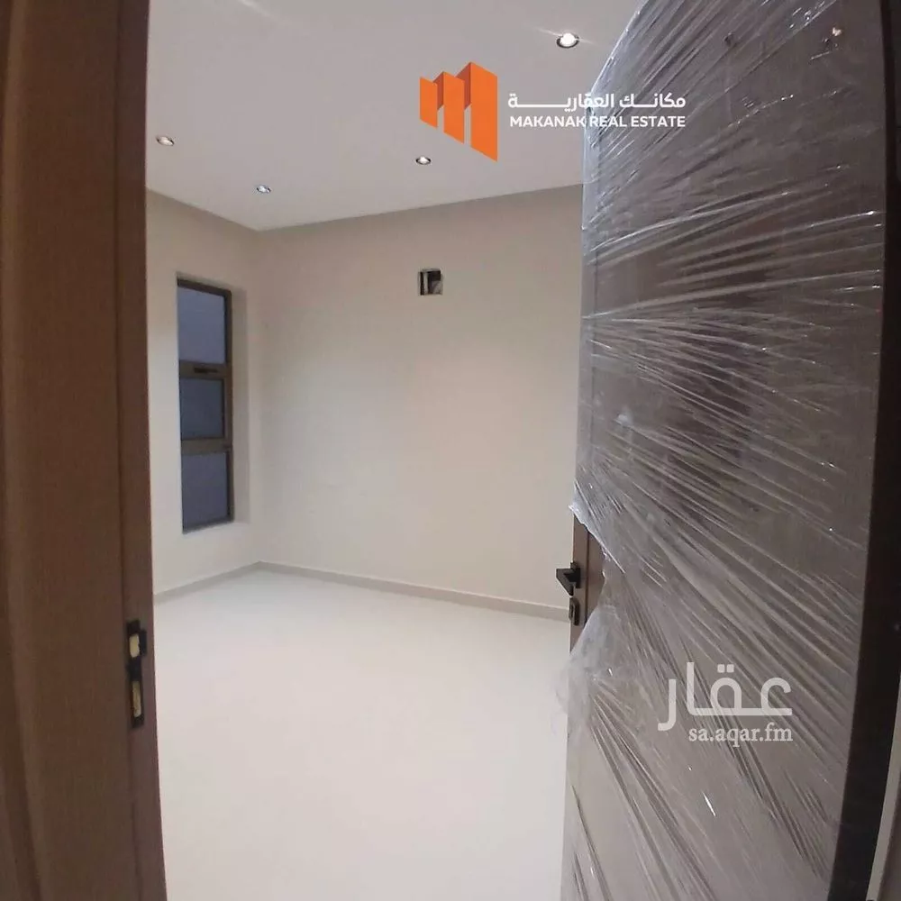 3 bedroom apartment in Dahiat King Fahd 1