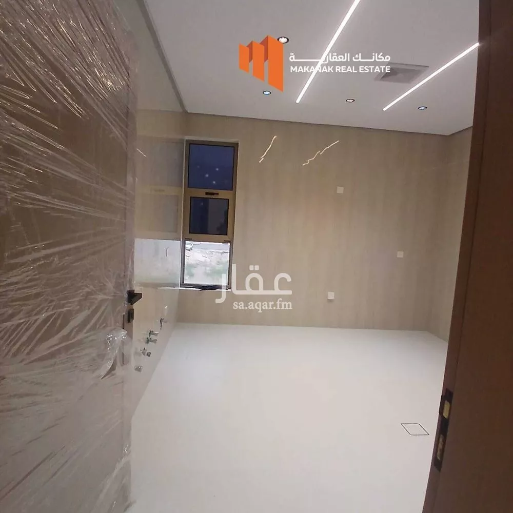 3 bedroom apartment in Dahiat King Fahd 6