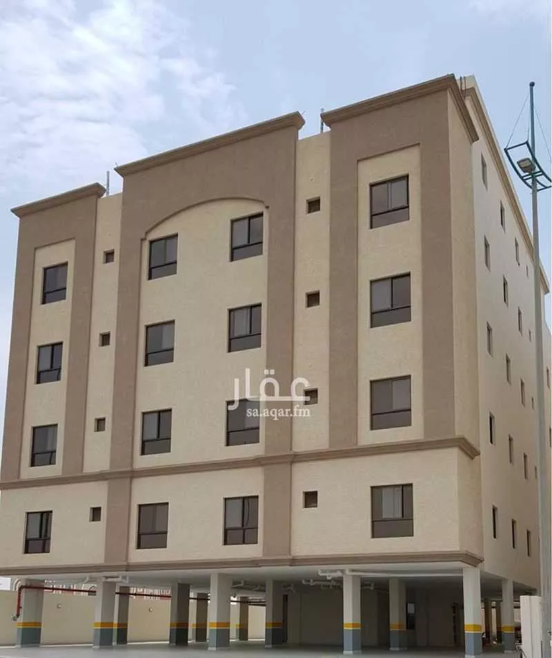 شقة 6 غرف في المنتزة 11