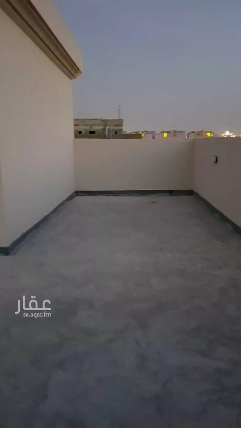 شقة 6 غرف في المنتزة 14