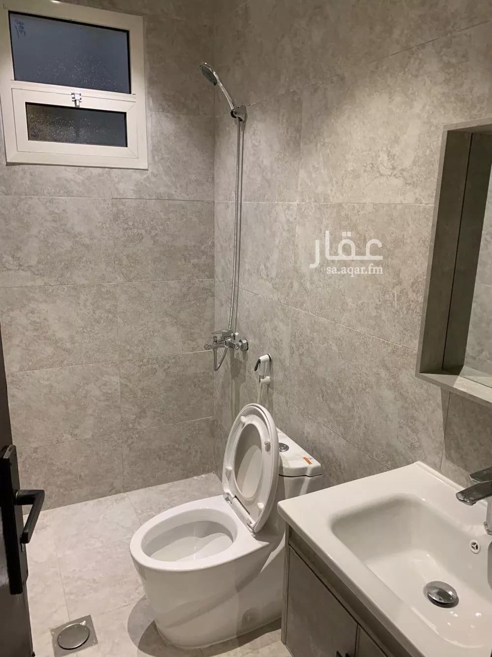 1 bedroom apartment in Al Khaleej 4