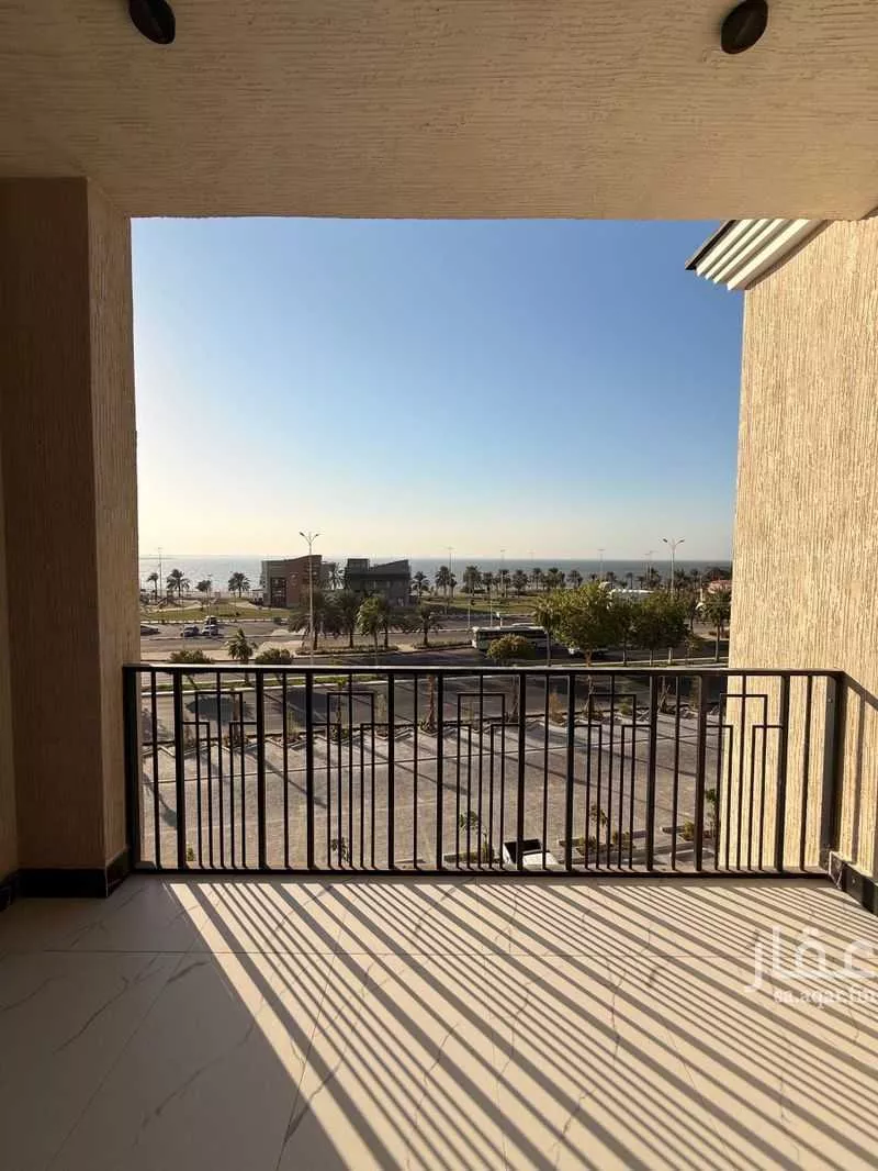 شقة 4 غرف في الشاطئ الغربي 2