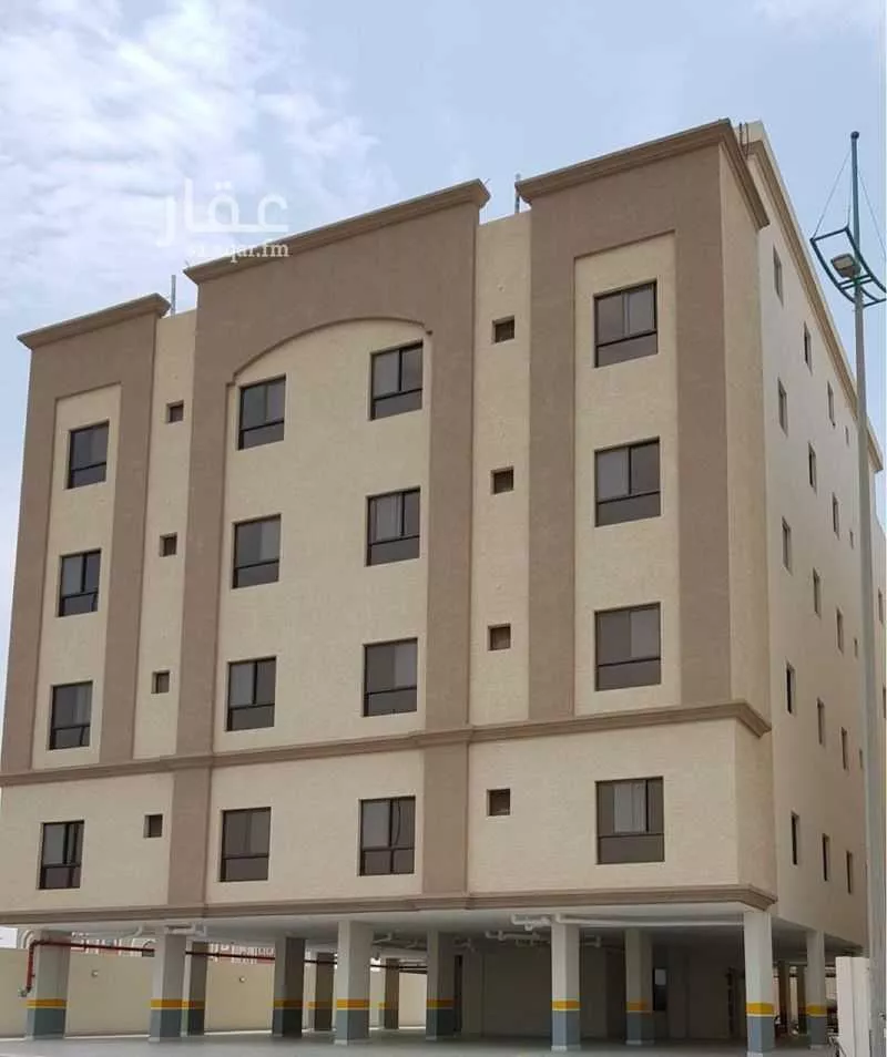 شقة 6 غرف في المنتزة 1