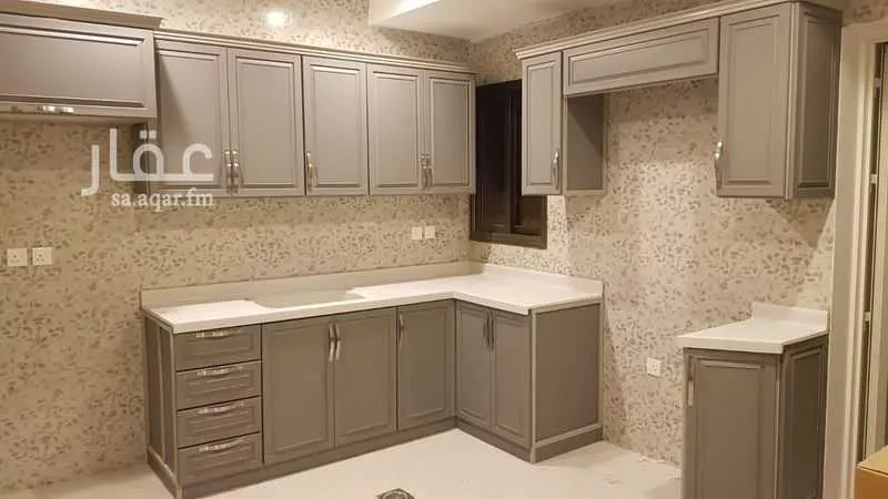 شقة 6 غرف في المنتزة 5