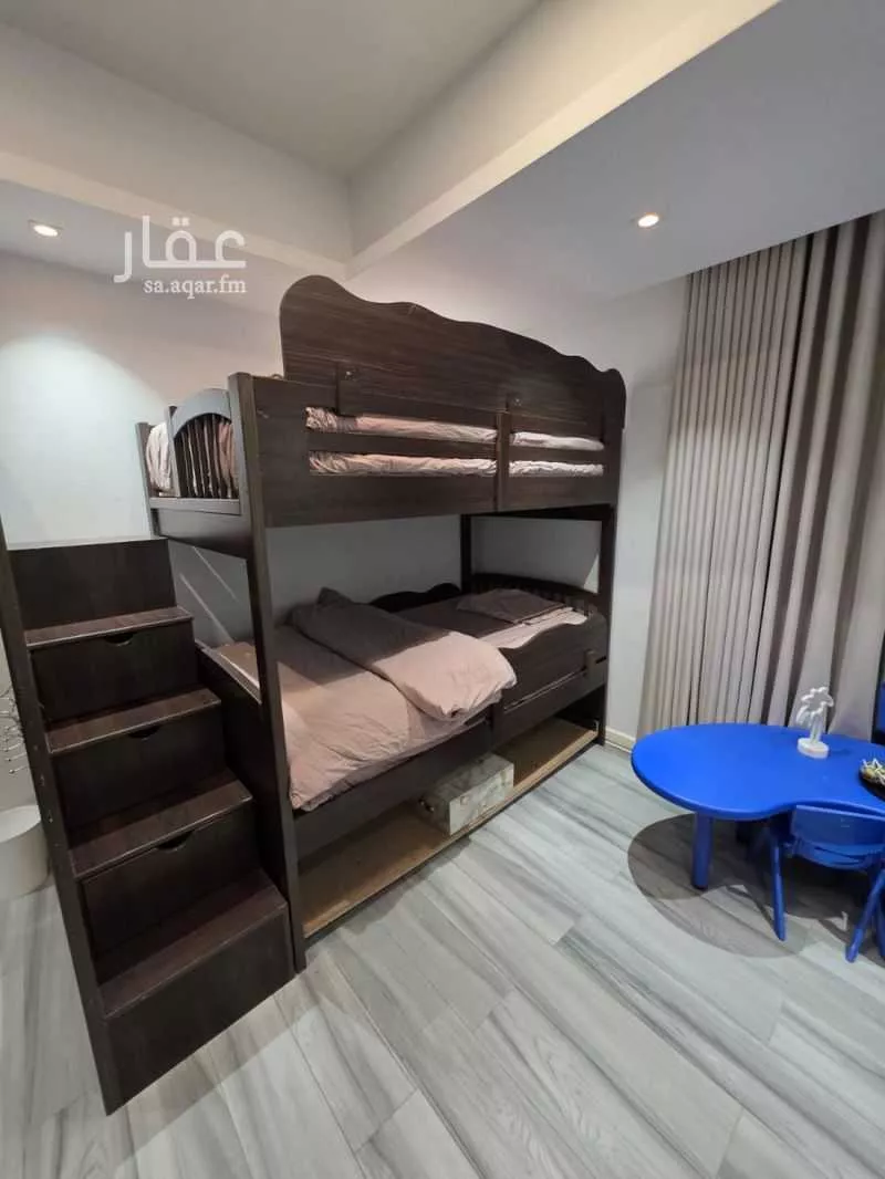 فيلا 5 غرف في العليا 19