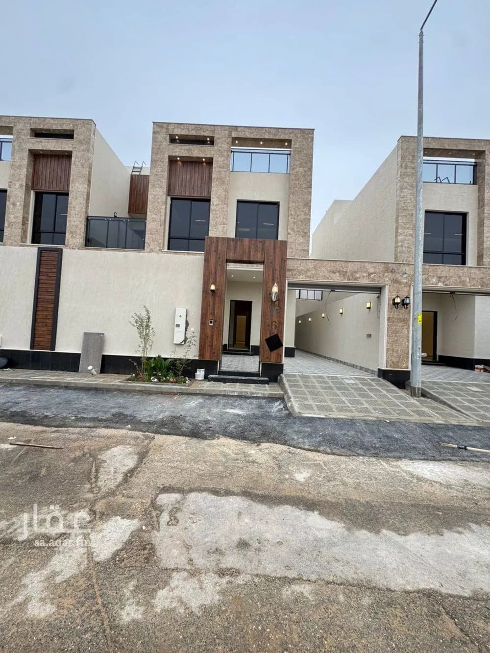 6 bedroom villa in Al Rimal 1