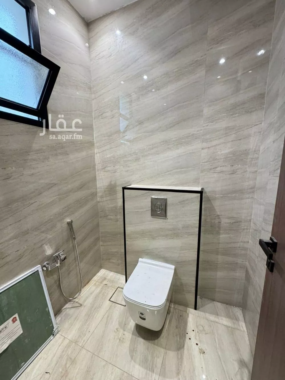 6 bedroom villa in Al Rimal 16