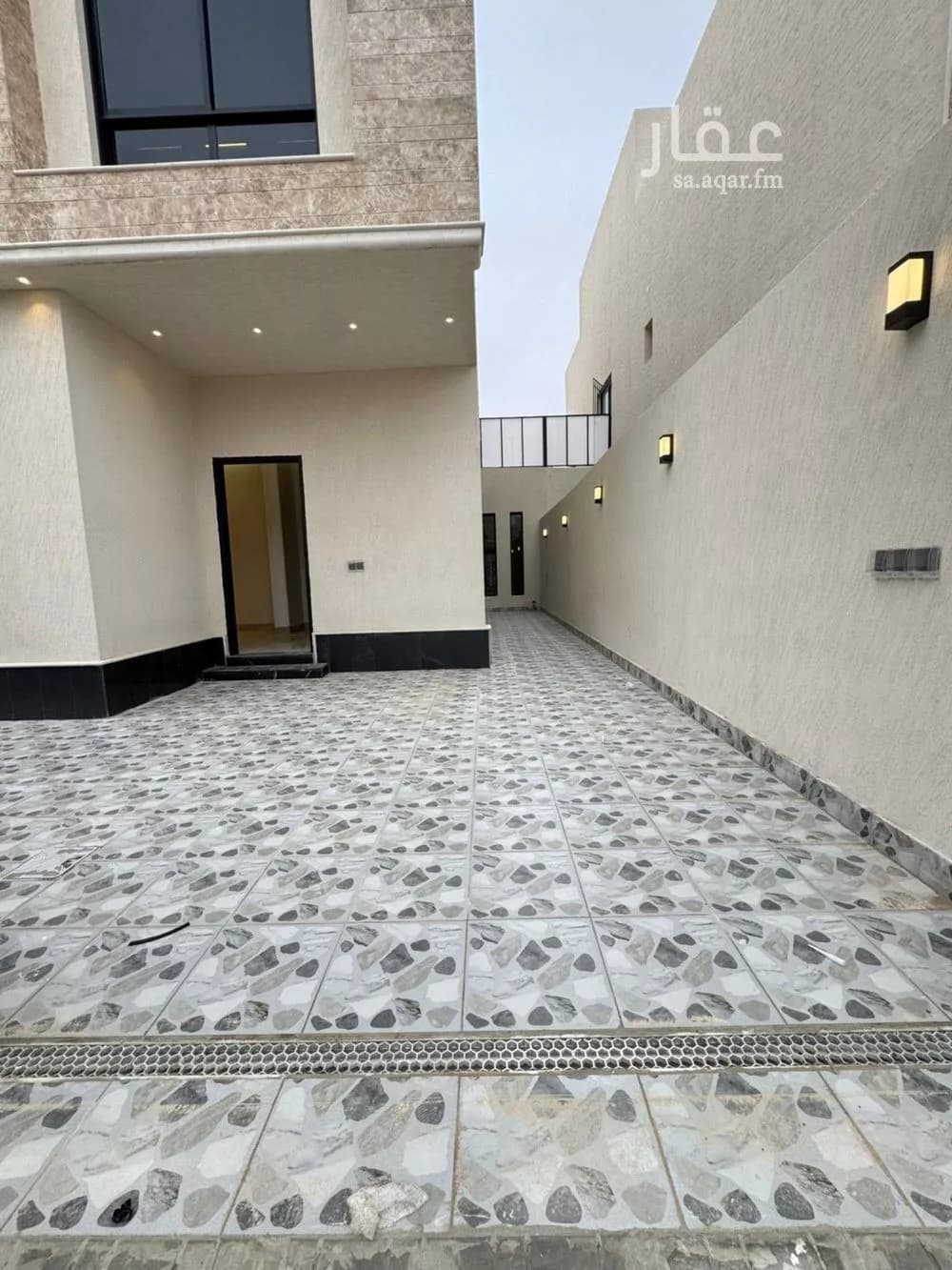 6 bedroom villa in Al Rimal 19