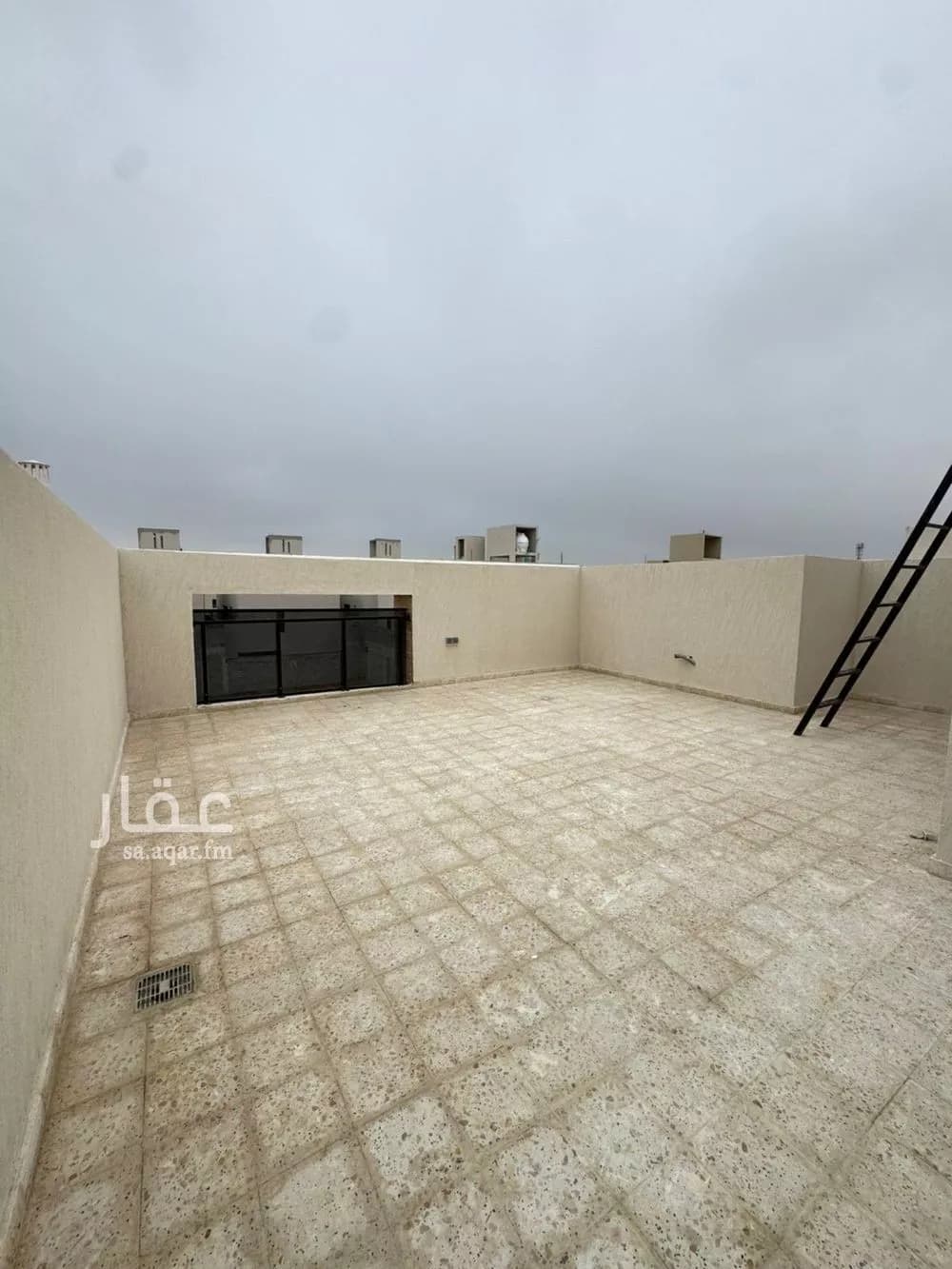 6 bedroom villa in Al Rimal 7
