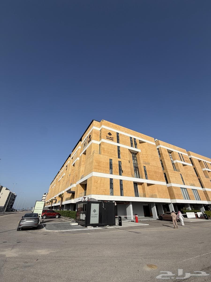 3 bedroom apartment in As Saif 1