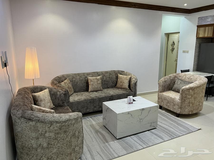 شقة 2 غرف في الحفيرة 1