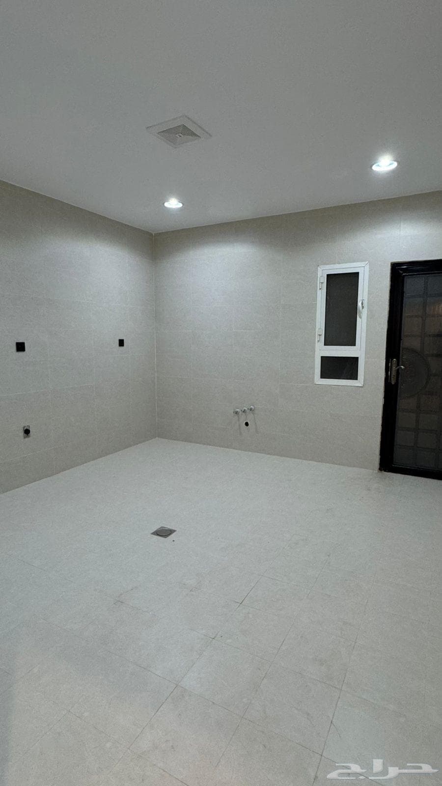 فيلا 4 غرف في الشعلة 10