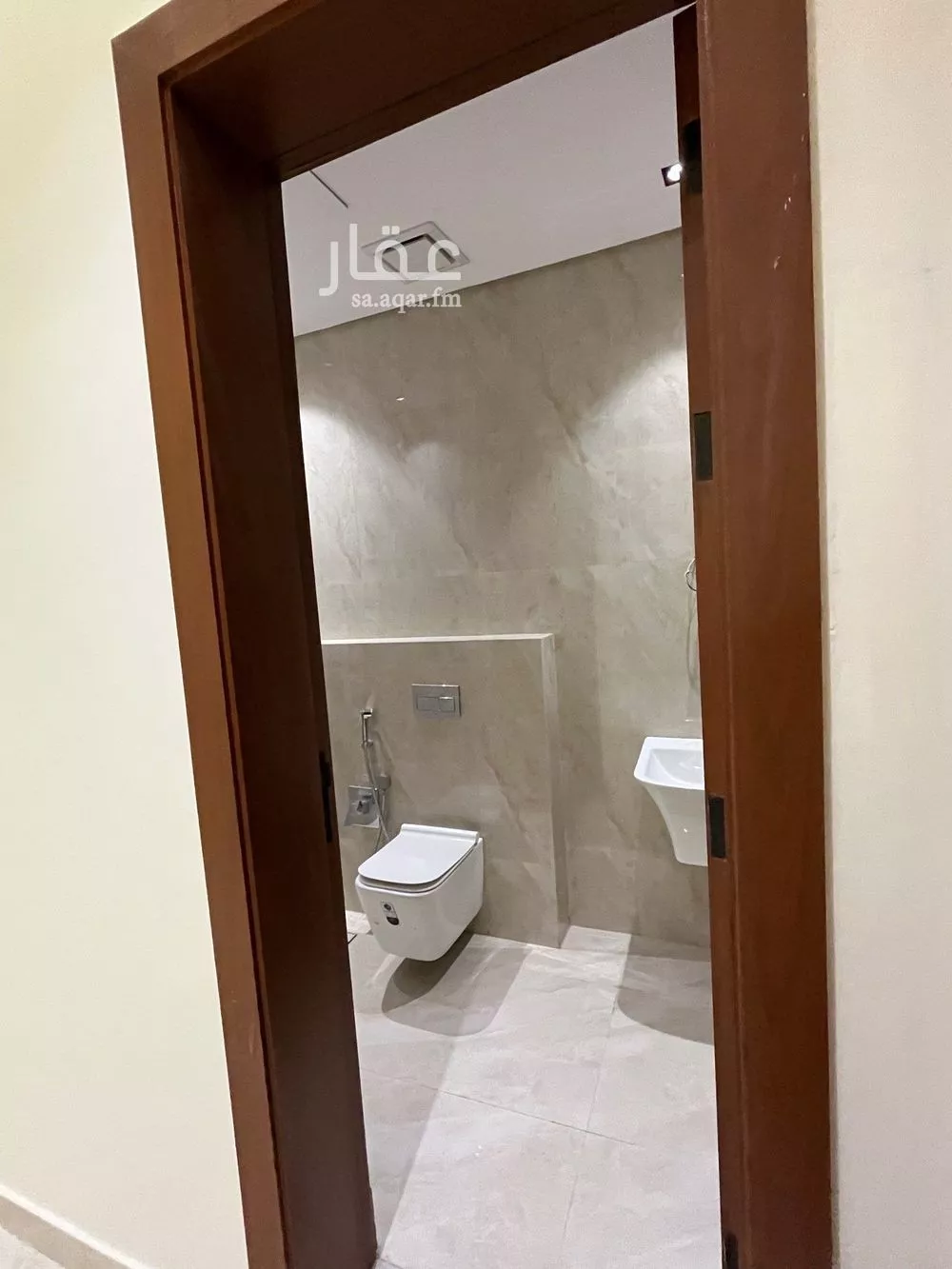 شقة 5 غرف في نمار 15