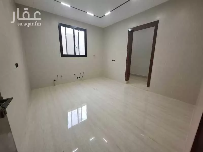 5 bedroom villa in Al Rimal 2