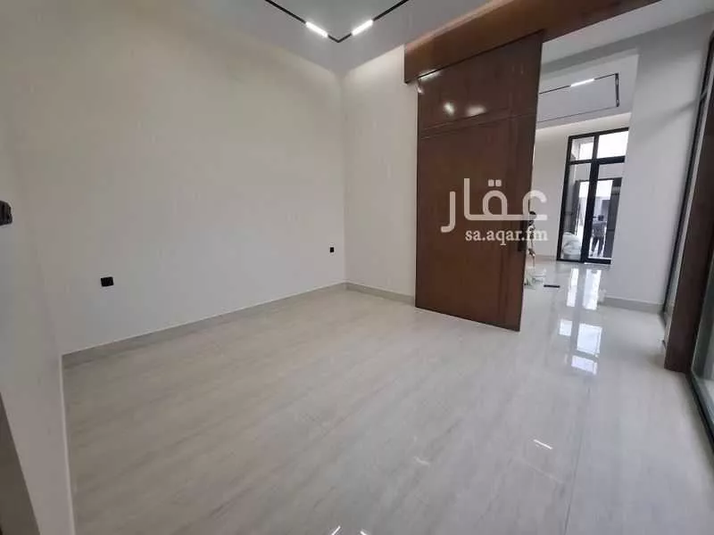 5 bedroom villa in Al Rimal 14