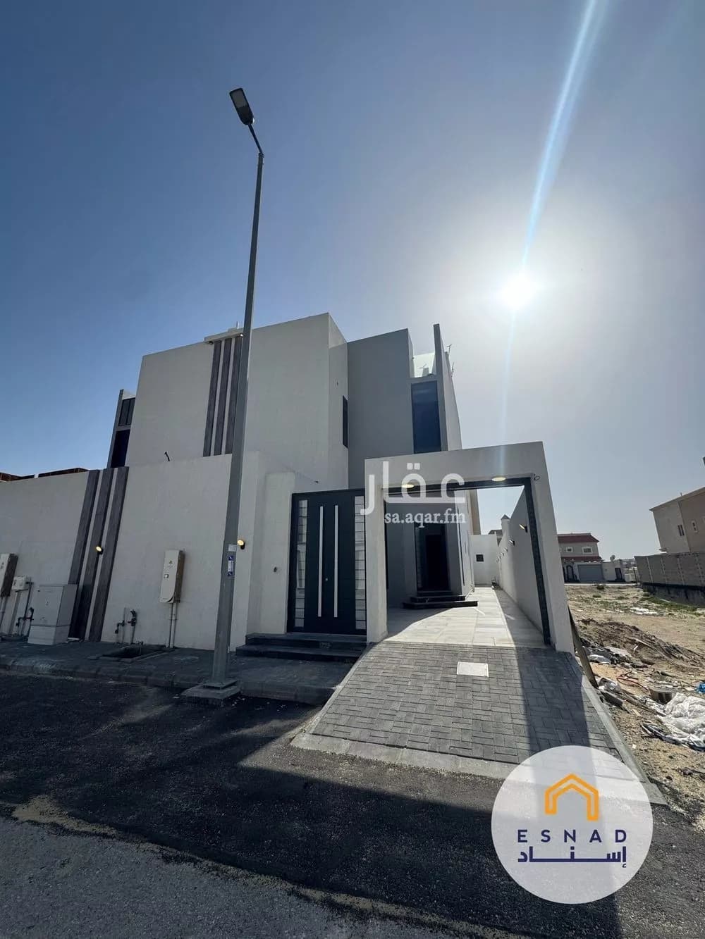 فيلا 4 غرف في السيف 9