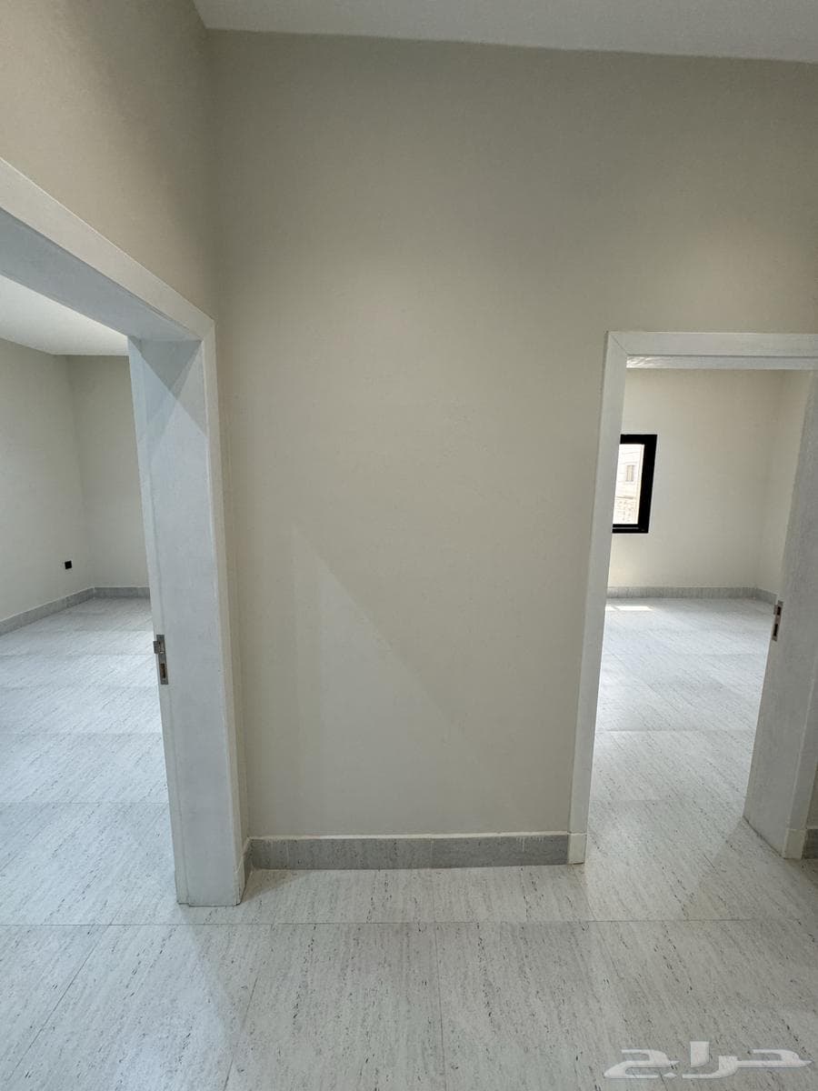 شقة 3 غرف في الحمرا 7