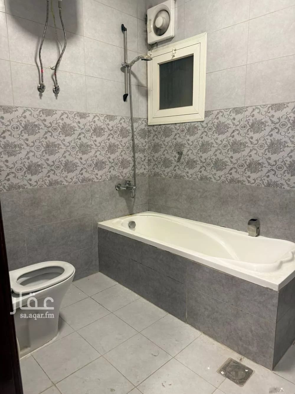 شقة 5 غرف في أبوبريقاء 5