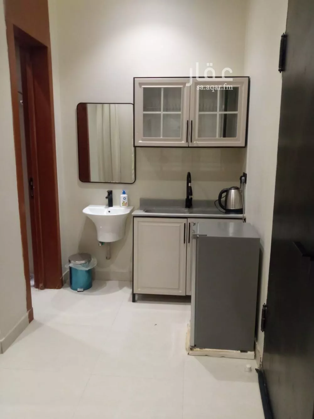 شقة 1 غرف في ظهرة لبن 5