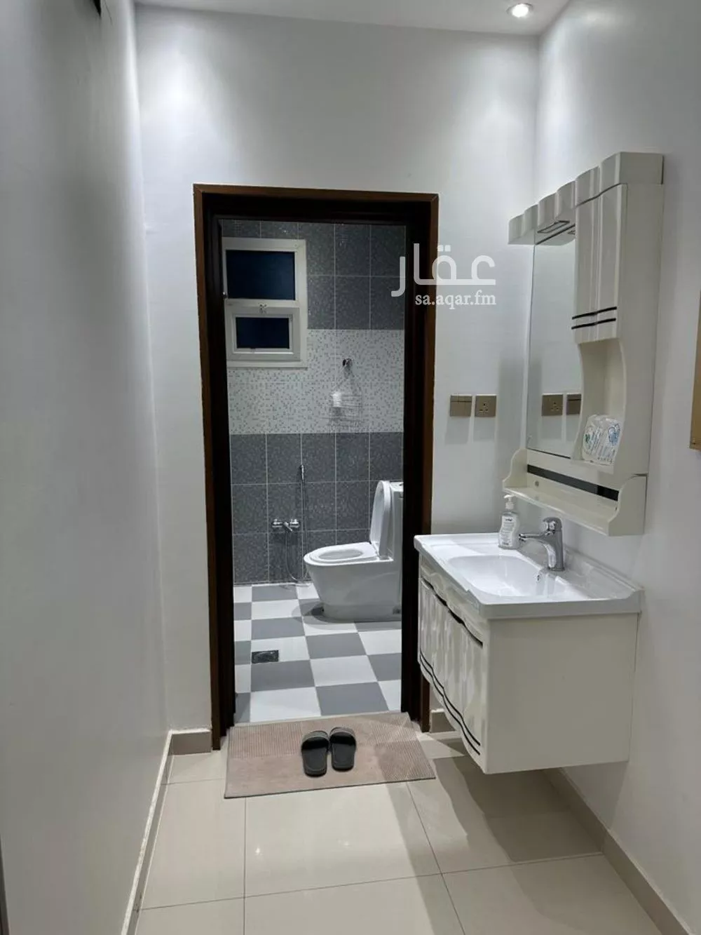 شقة 3 غرف في الملقا 13