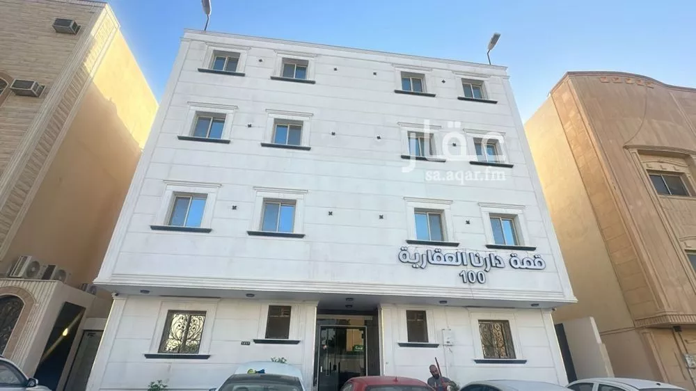 شقة 1 غرف في الملقا 4