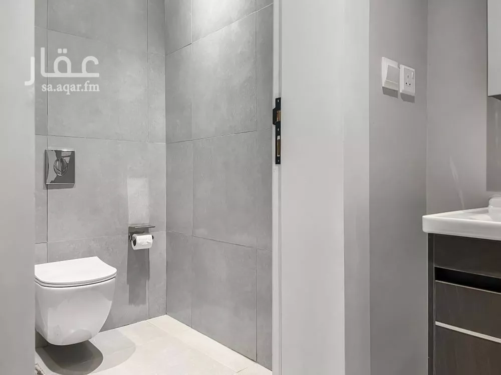 شقة 4 غرف في الربيع 1