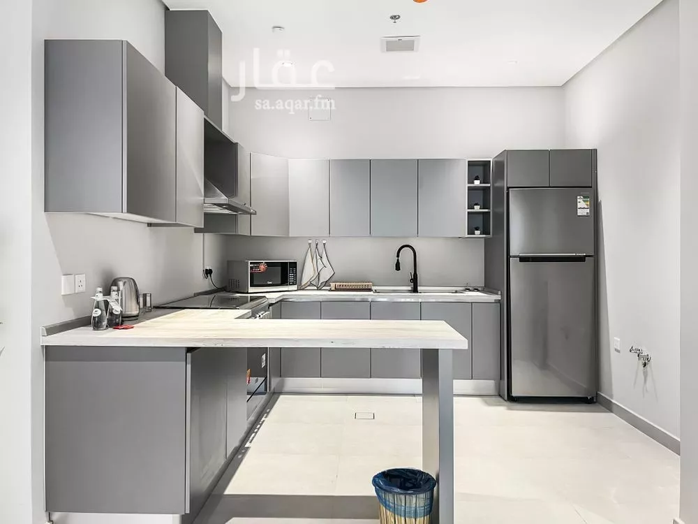 شقة 4 غرف في الربيع 7