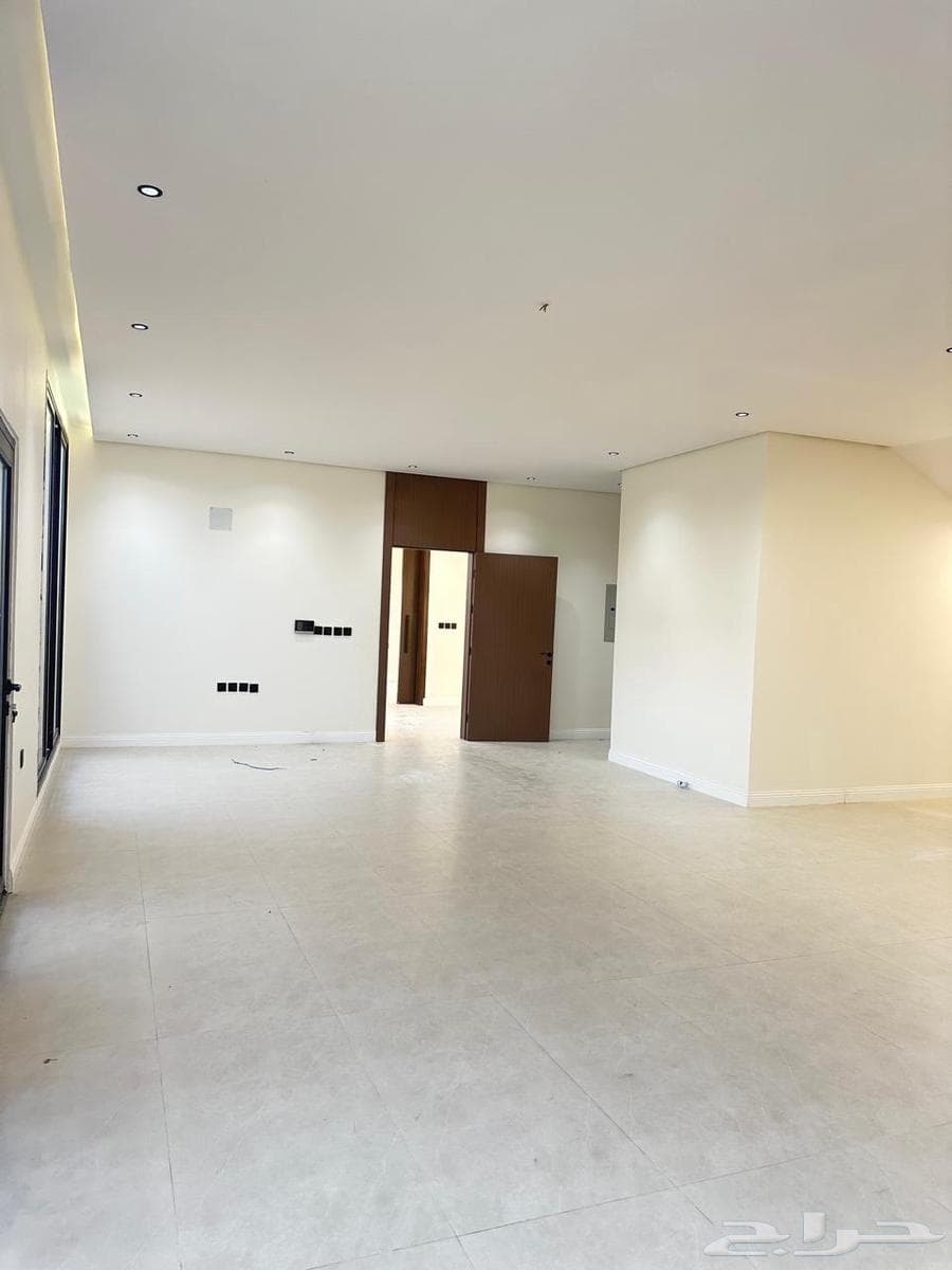 8 bedroom villa in As Saif 22