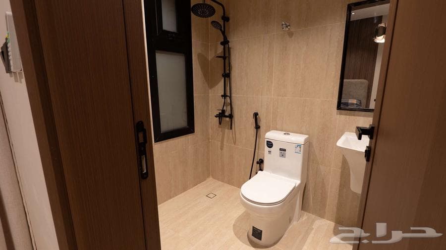 فيلا 6 غرف في الشعلة 9